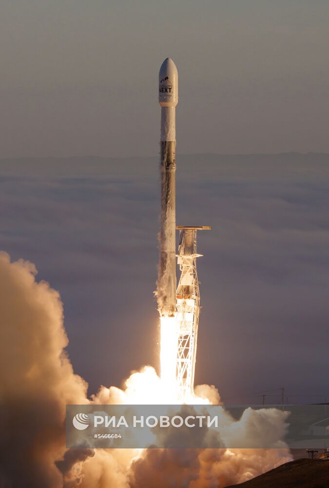 SpaceX запустила ракету Falcon 9 со спутниками Iridium NEXT