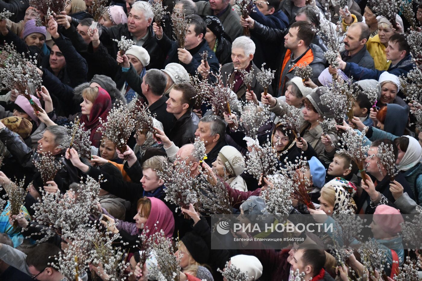 Празднование Вербного воскресенья в России