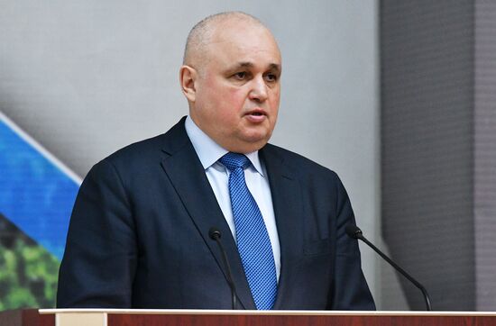 Врио губернатора Кемеровской области С. Цивилев представлен властям региона