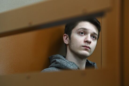 Рассмотрение судом дела В. Осипова, подозреваемого в подготовке теракта в Санкт-Петербурге