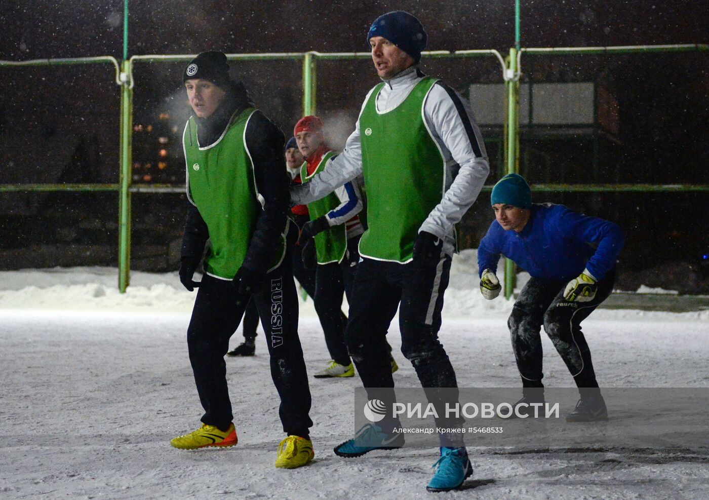 Мини-футбол на снегу в Новосибирске