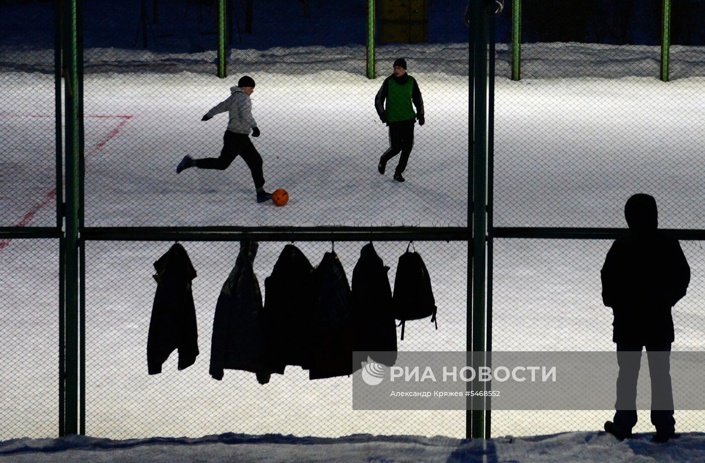 Мини-футбол на снегу в Новосибирске