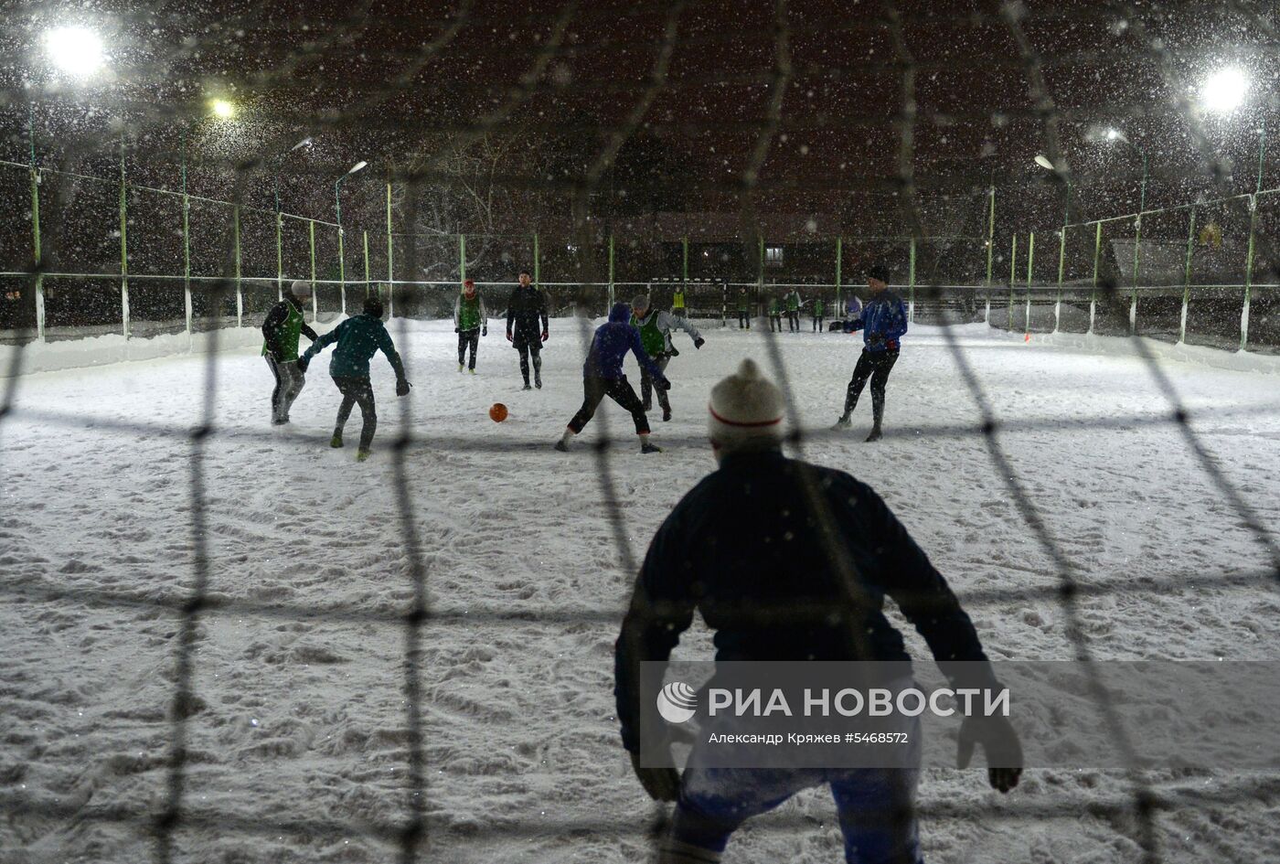 Мини-футбол на снегу в Новосибирске