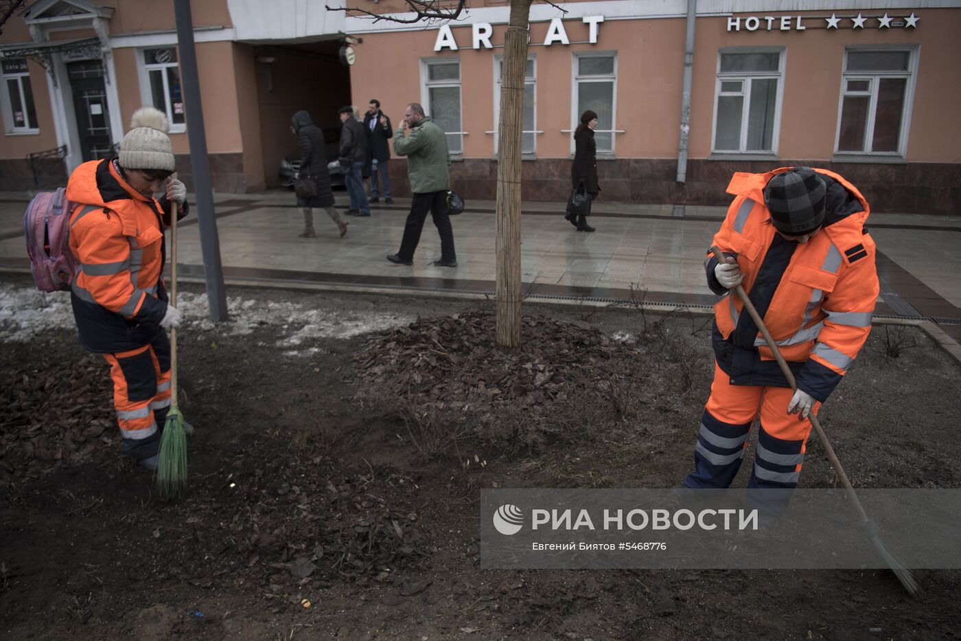 Мойка тротуара шампунем в Москве