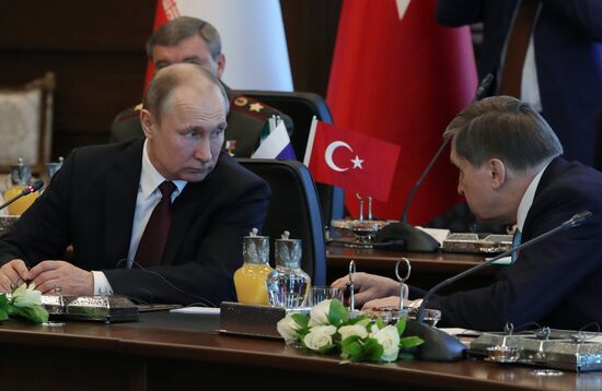 Визит президента РФ В. Путина в Турцию. День второй