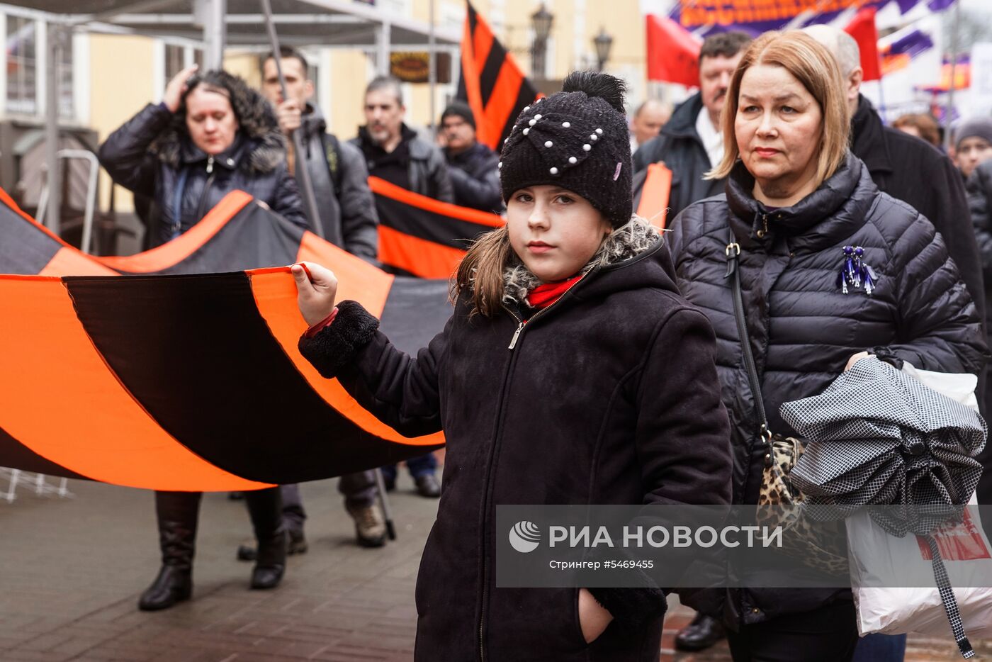 "Марш разгневанных родителей" в Риге