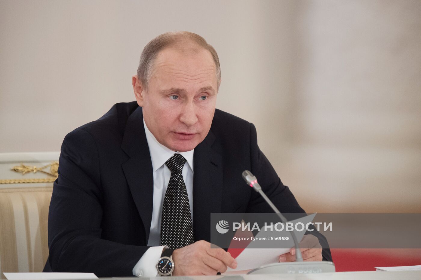 Президент РФ В. Путин провел заседание Госсовета по вопросу развития конкуренции
