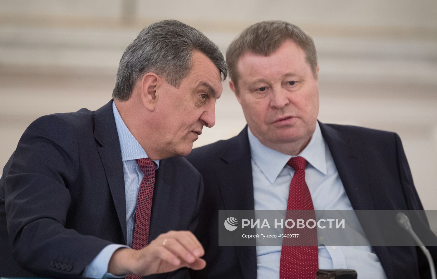 Президент РФ В. Путин провел заседание Госсовета по вопросу развития конкуренции