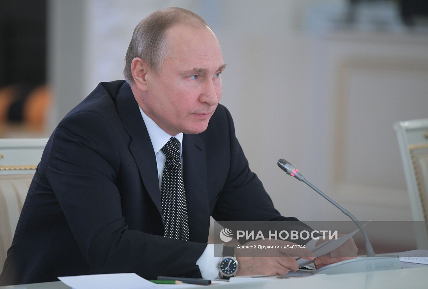 Президент РФ В. Путин провел заседание Госсовета по вопросу развития конкуренции