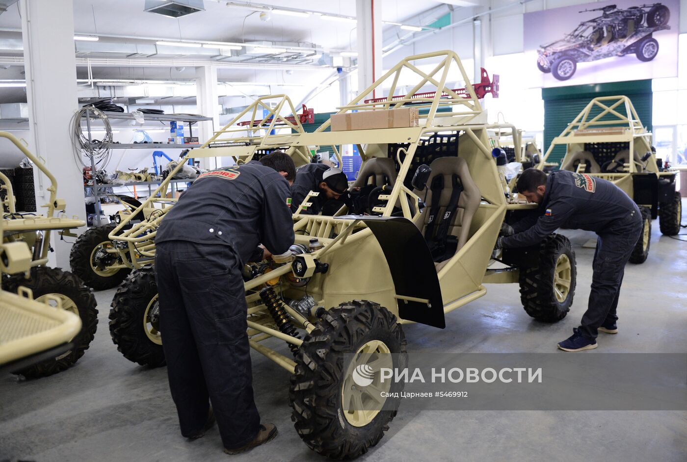 Испытания военных багги в Гудермесе