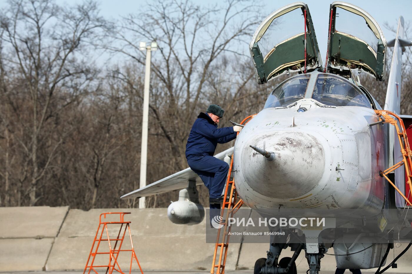 Соревнования военных летчиков "Авиадартс-2018" в Приморье