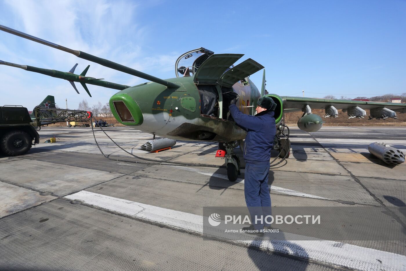 Соревнования военных летчиков "Авиадартс-2018" в Приморье