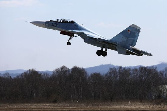 Соревнования военных летчиков "Авиадартс-2018" в Приморье