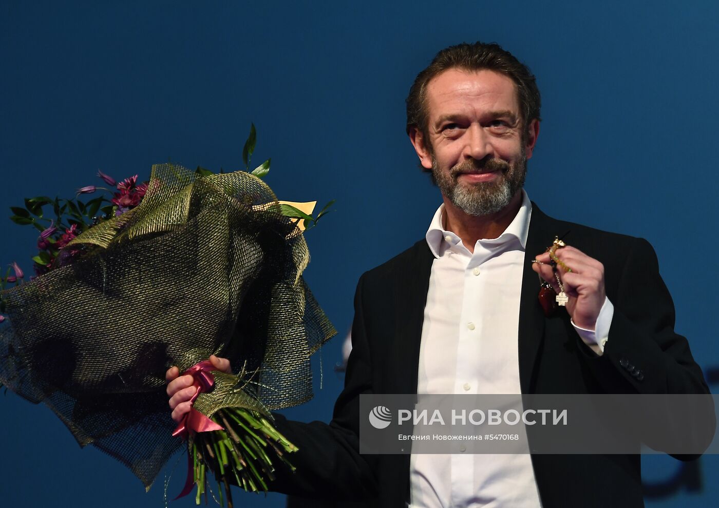 Сбор труппы в Московском театре О. Табакова