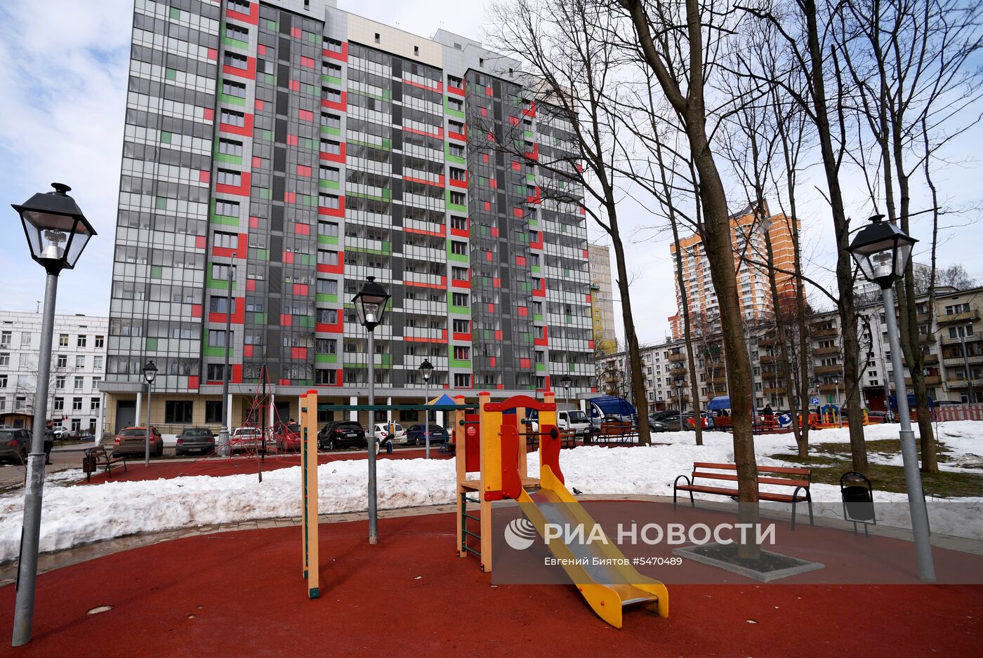 Жилой дом для переселения по программе реновации в Москве