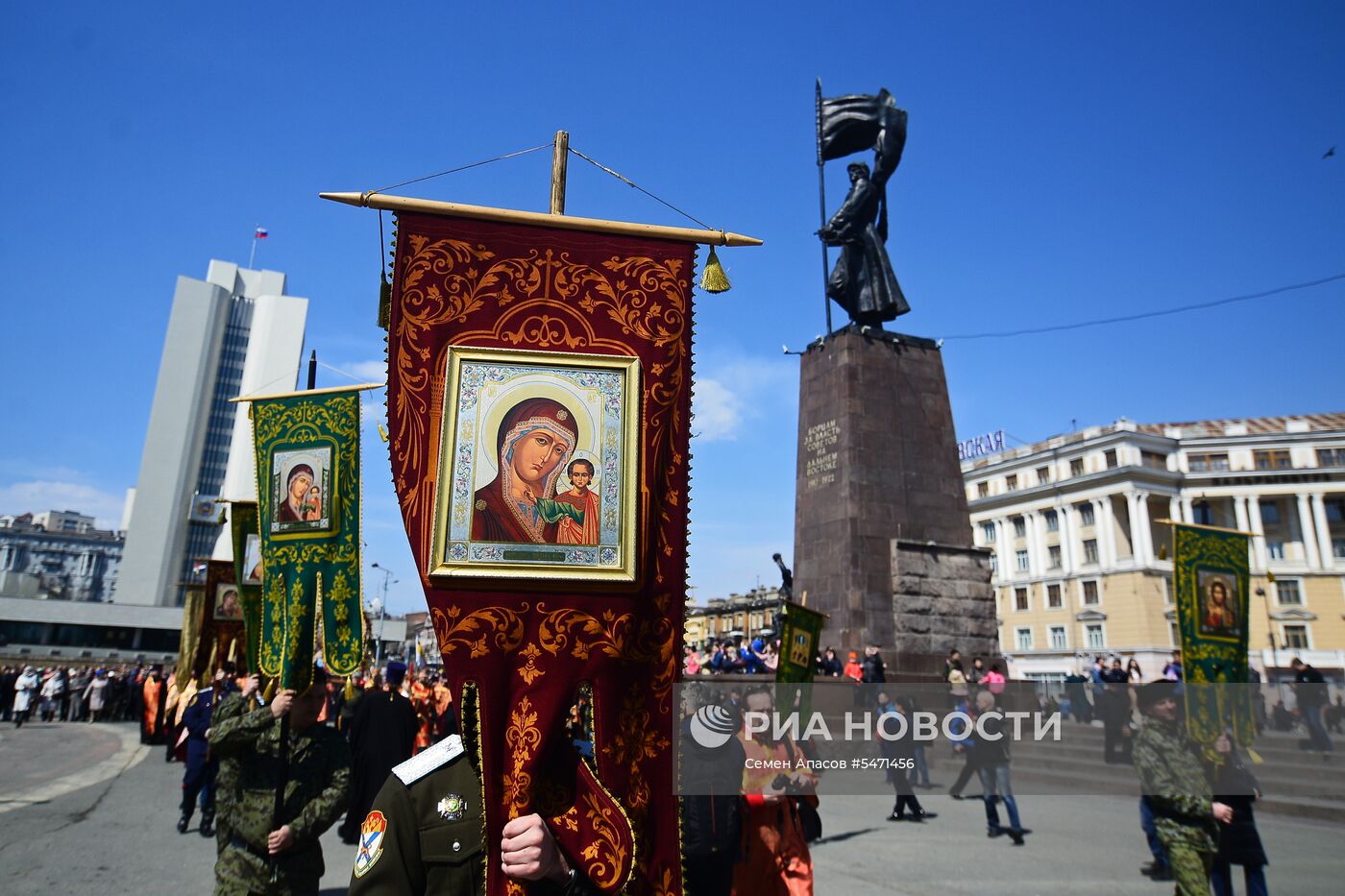 Празднование Пасхи в регионах России