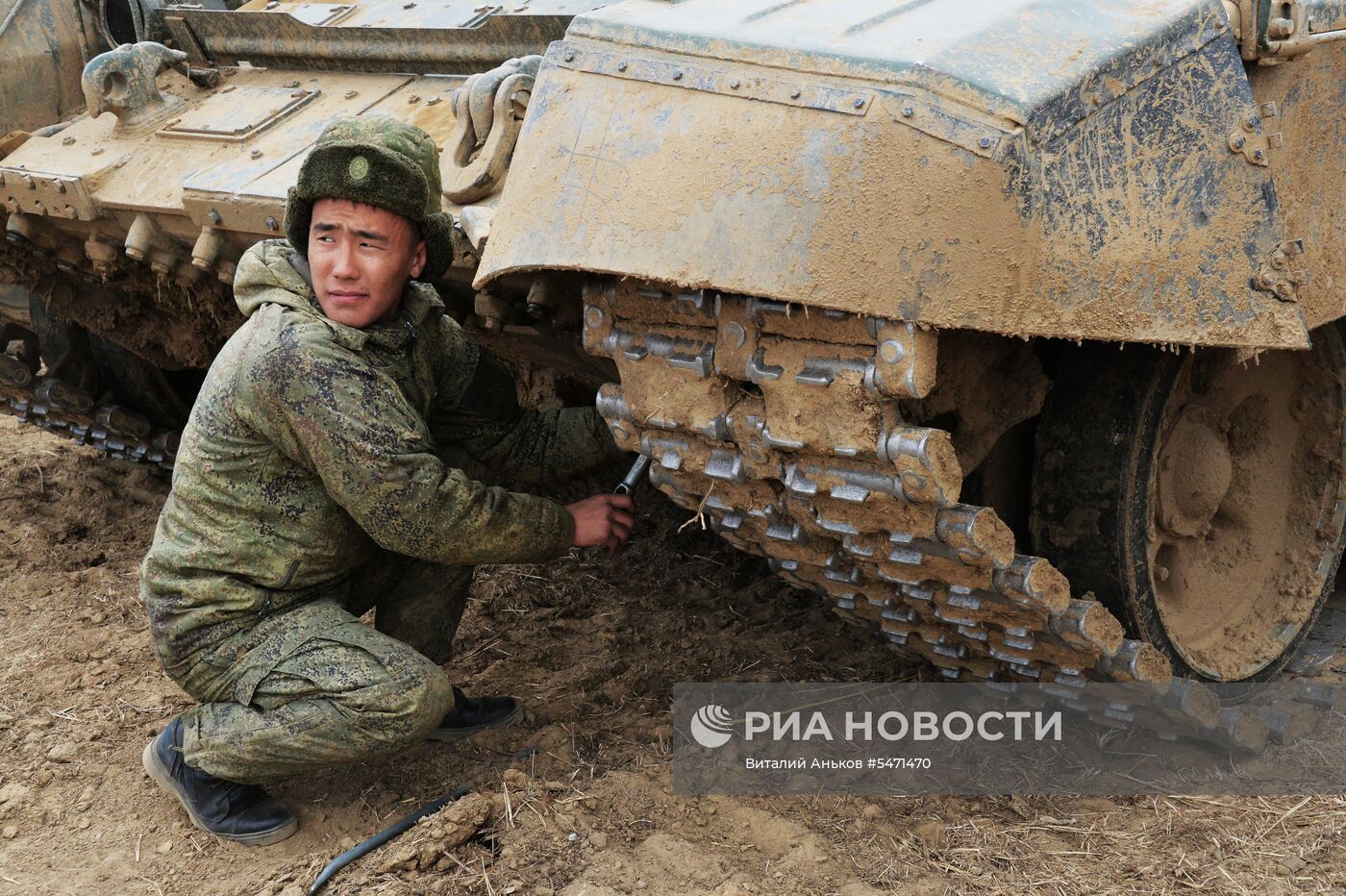 Отборочный этап всеармейских соревнований "Танковый биатлон" в Приморском крае