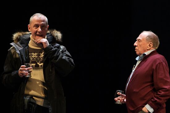 Показ спектакля «Reception» в театре имени Моссовета