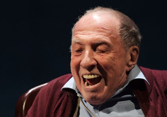 Показ спектакля «Reception» в театре имени Моссовета