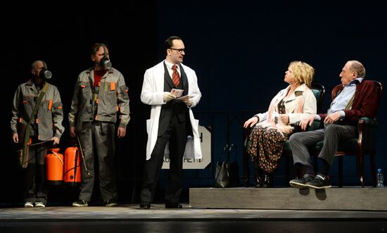 Показ спектакля «Reception» в театре имени Моссовета