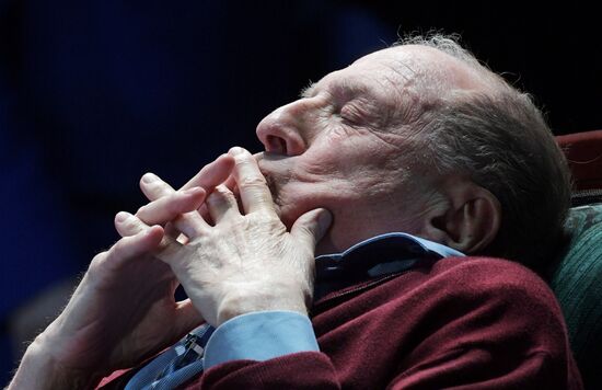 Показ спектакля «Reception» в театре имени Моссовета