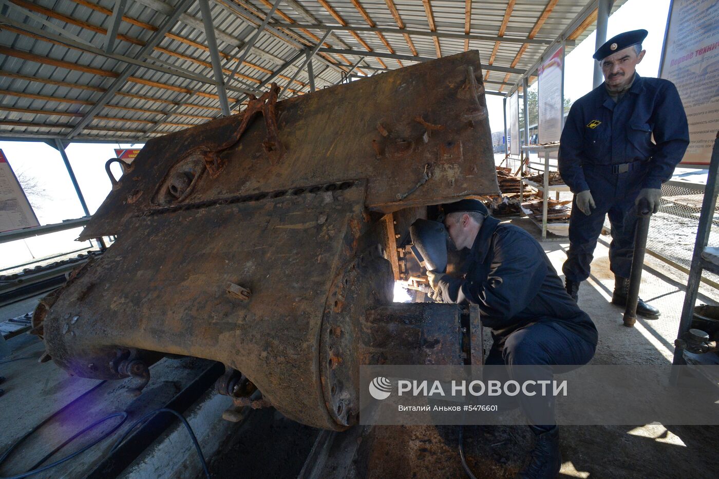 Реконструкция американского танка Sherman в Приморском крае