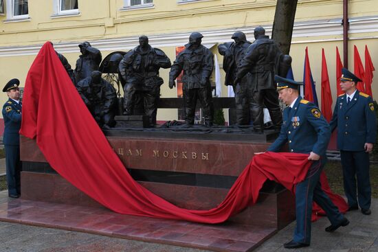 Открытие памятника "Огнеборцам столицы"