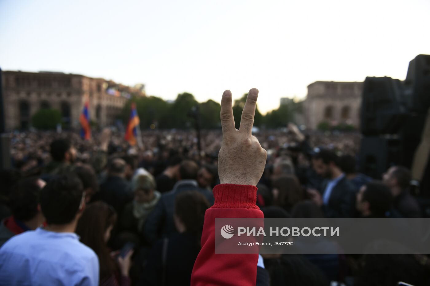 Акции протеста продолжаются в Ереване