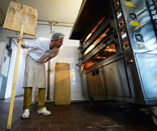 Работа пекарни "Хлебное Дело" во Владивостоке