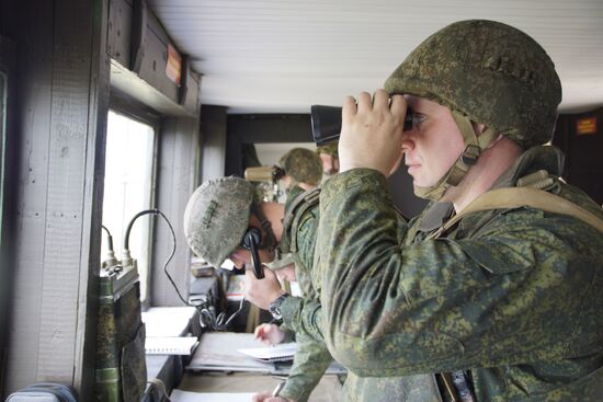 Учения по огневой подготовке Народной милиции ЛНР