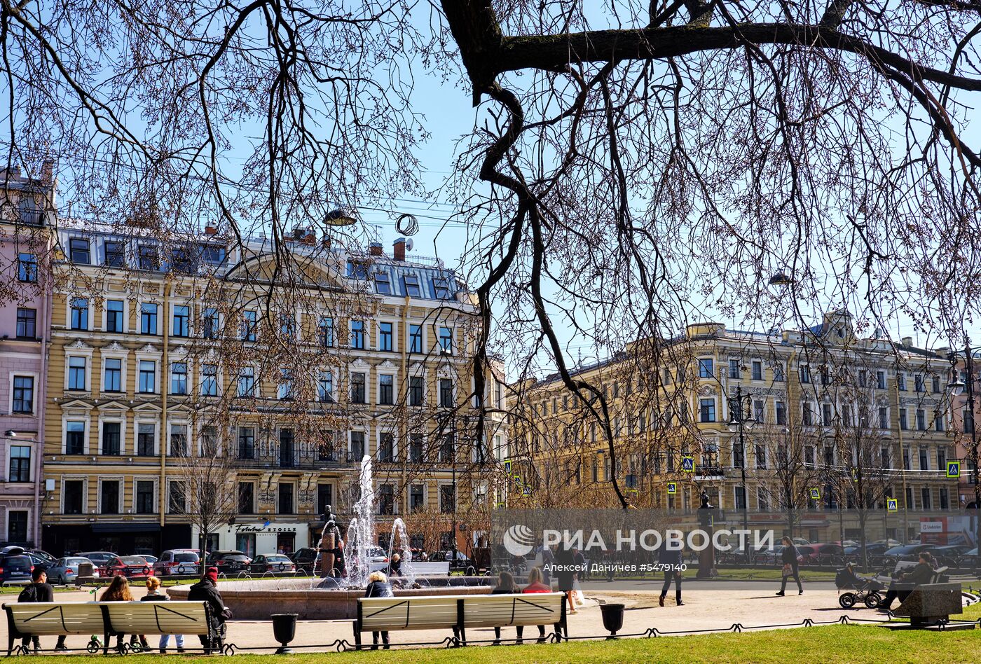 Открытие сезона фонтанов в Санкт-Петербурге