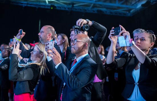 Ялтинский международный экономический форум. День первый