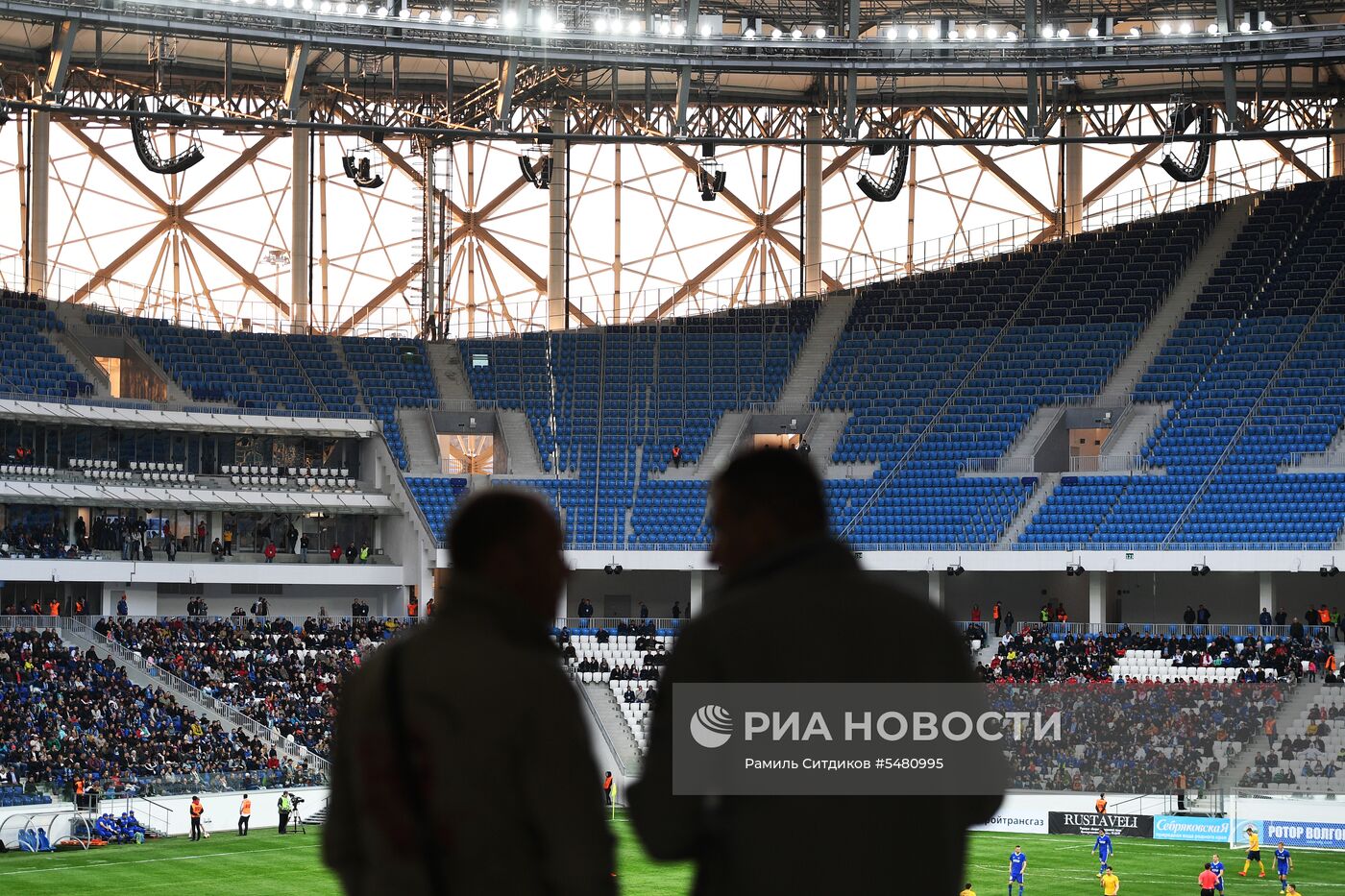 Футбол. Первый официальный матч на стадионе "Волгоград Арена"