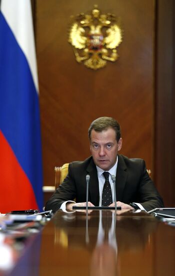Премьер-министр РФ Д. Медведев провел заседание наблюдательного совета Внешэкономбанка