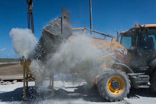 Строительство автомобильных подходов к мосту через Керченский пролив