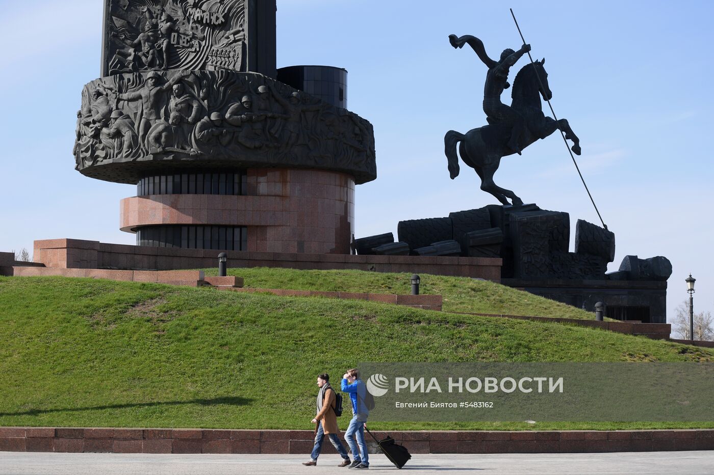 Монумент Победы на Поклонной горе 