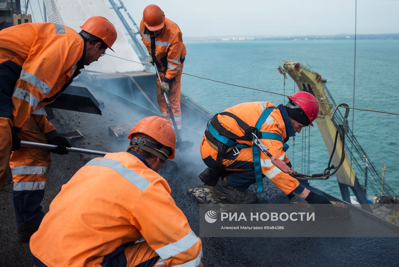 Строительство Крымского моста