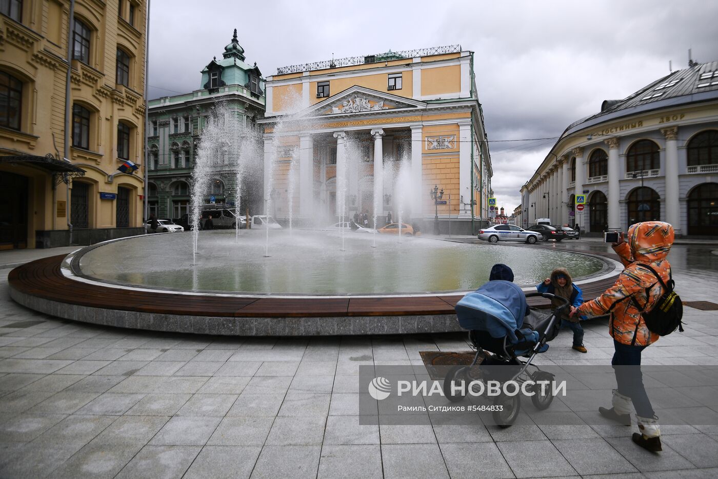 Открытие сезона фонтанов в Москве 