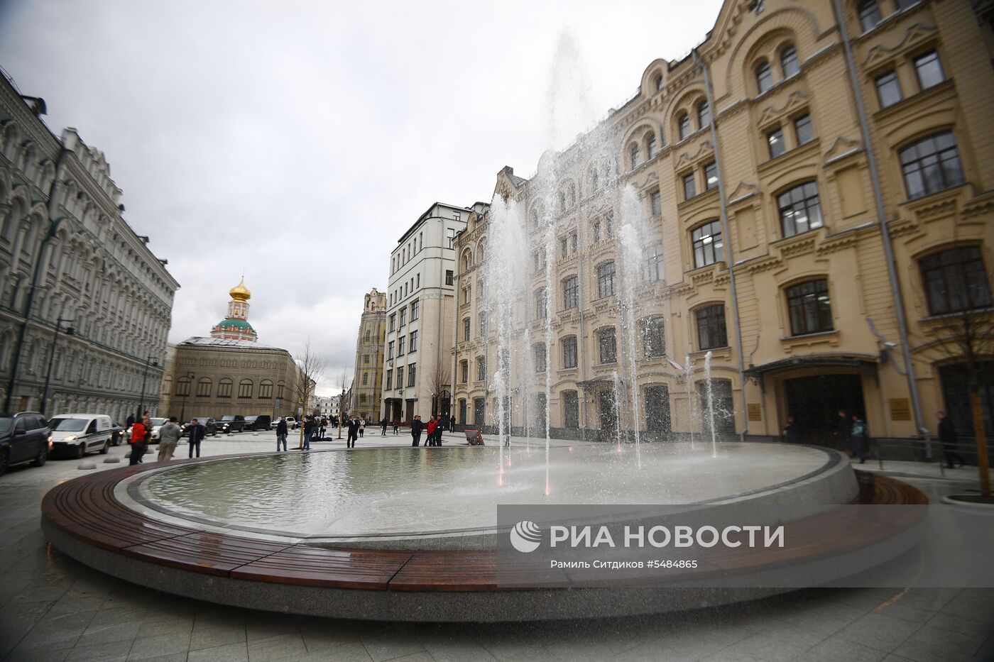 Открытие сезона фонтанов в Москве 