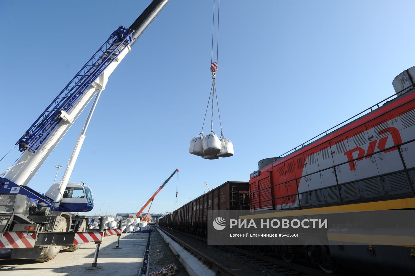 Отправка первой руды с Быстринского ГОК