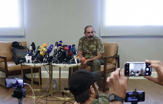 Лидер армянской оппозиции Н. Пашинян