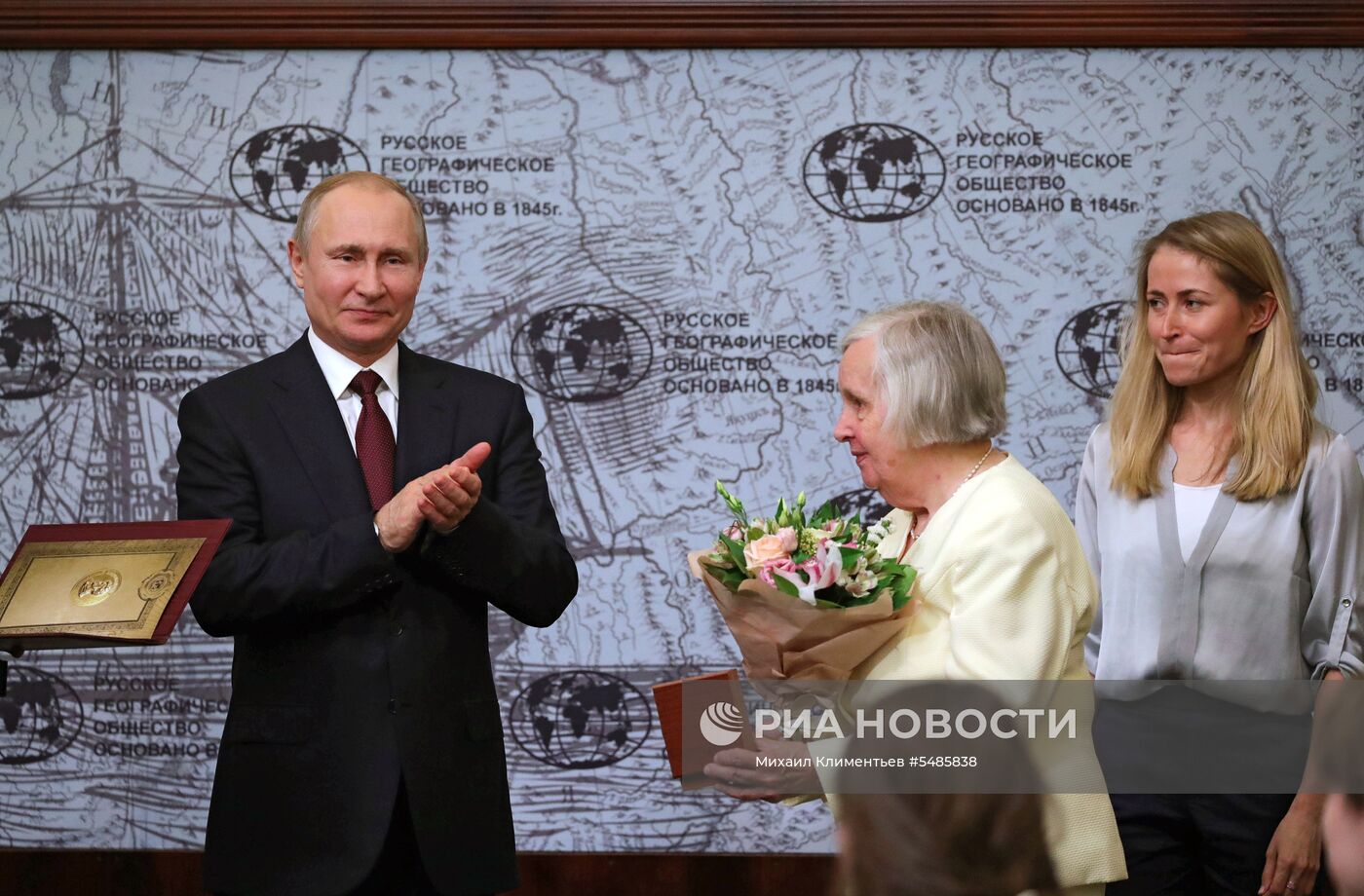 Рабочая поездка президента РФ В. Путина в Санкт-Петербург