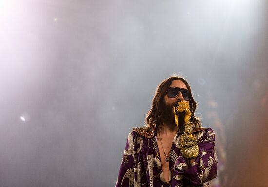 Концерт группы Thirty seconds to Mars в Москве