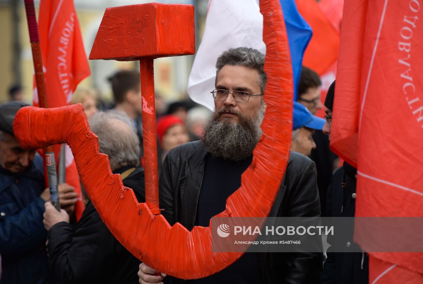 Первомайские демонстрации в регионах России