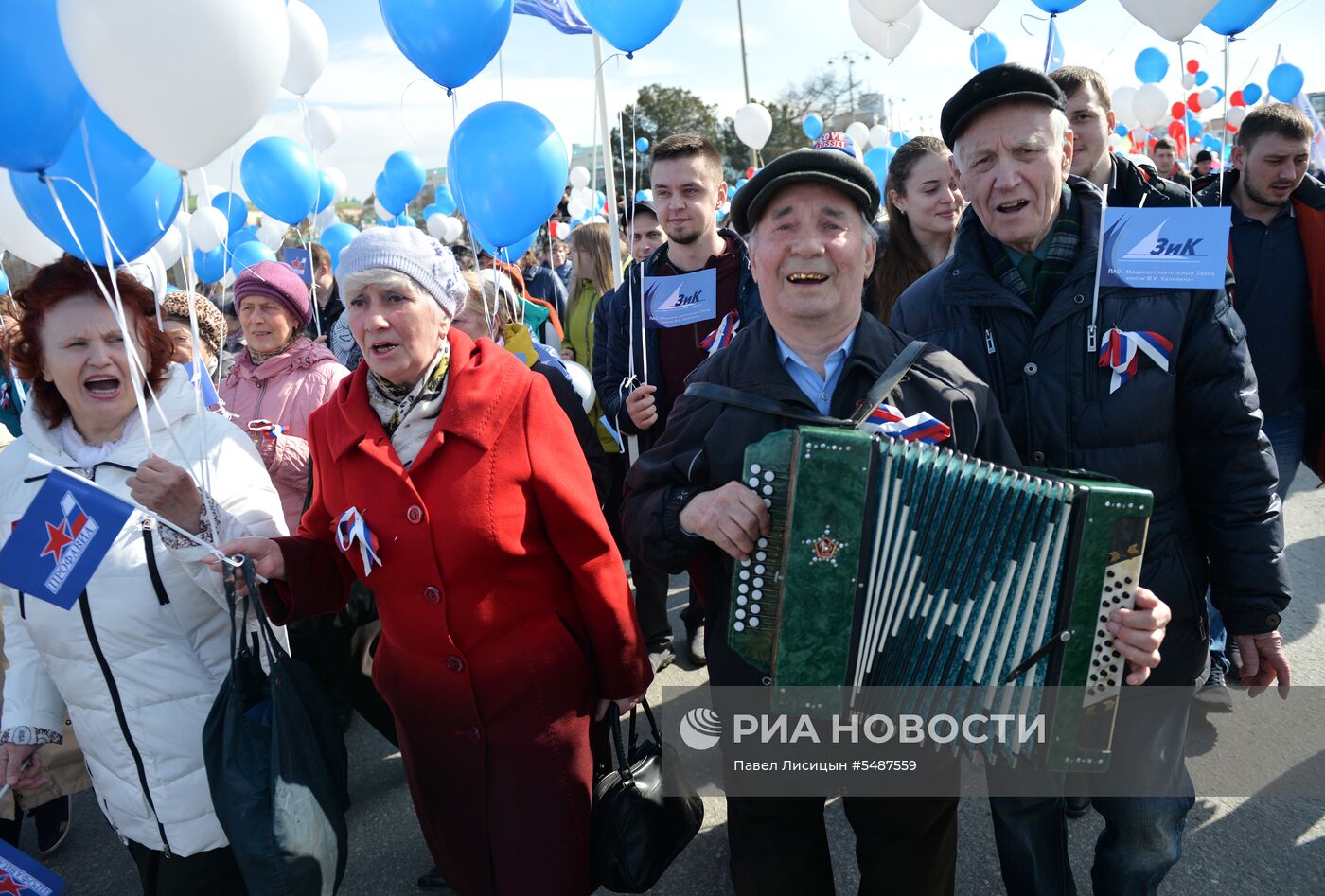 Первомайские демонстрации в регионах России