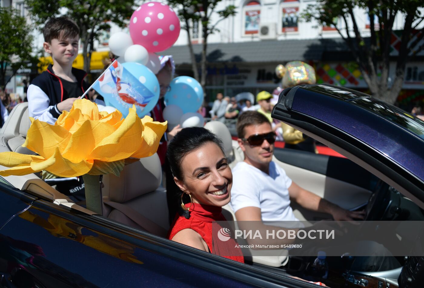 Первомайские демонстрации в регионах России