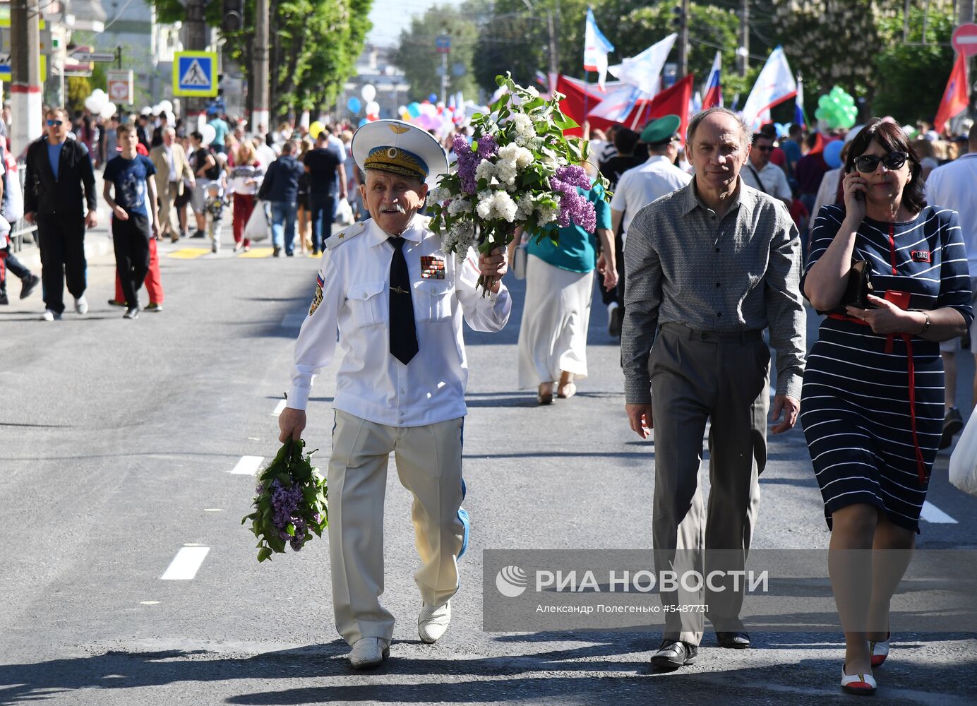 Первомайские демонстрации в регионах России