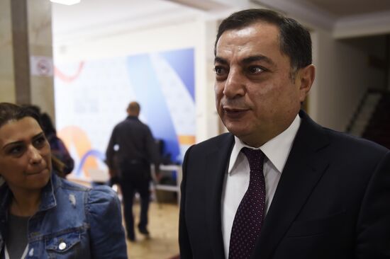 Внеочередное заседание по выборам нового премьер-министра в парламенте Армении