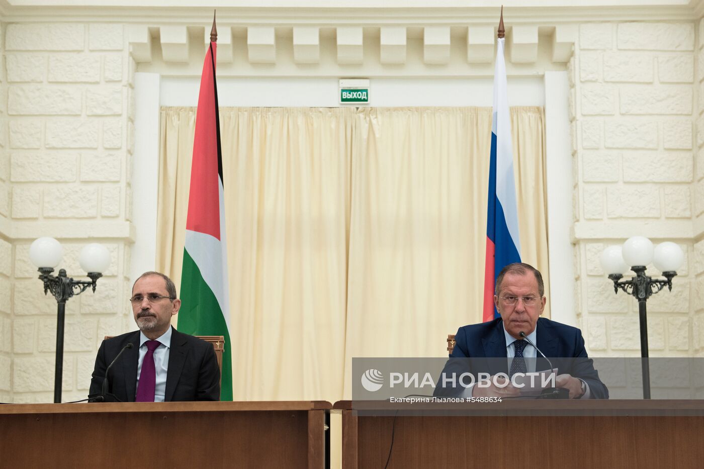 Встреча глав МИД РФ и Иорданского Хашимитского Королевства С. Лаврова и А. Сафади
