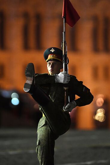 Ночная репетиция парада Победы на Красной площади